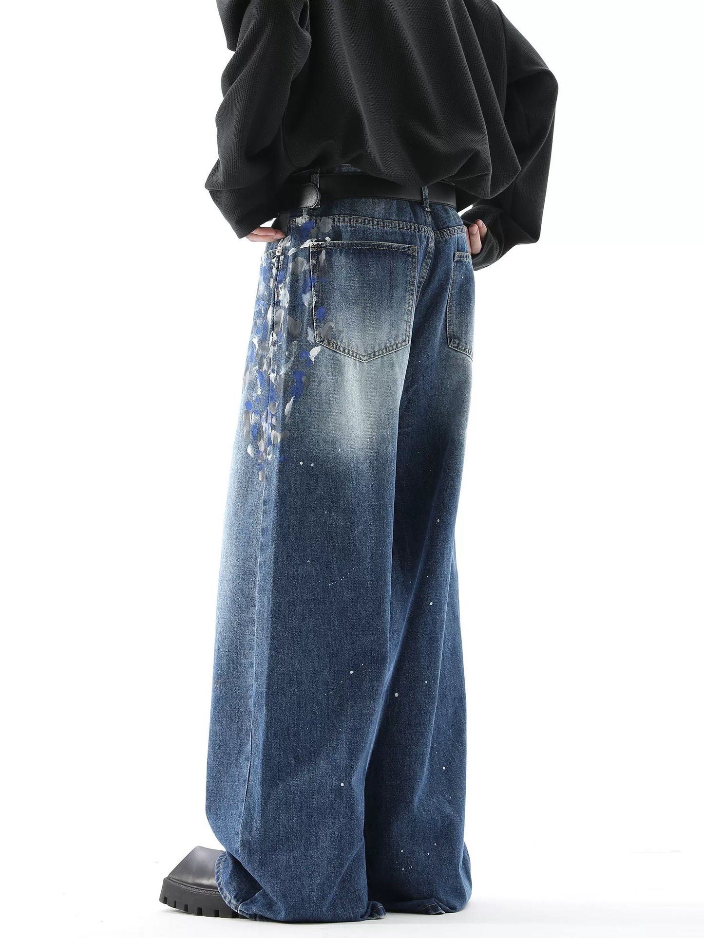 Graffiti Design Wide-Leg Straight Denim Jeans WN10475