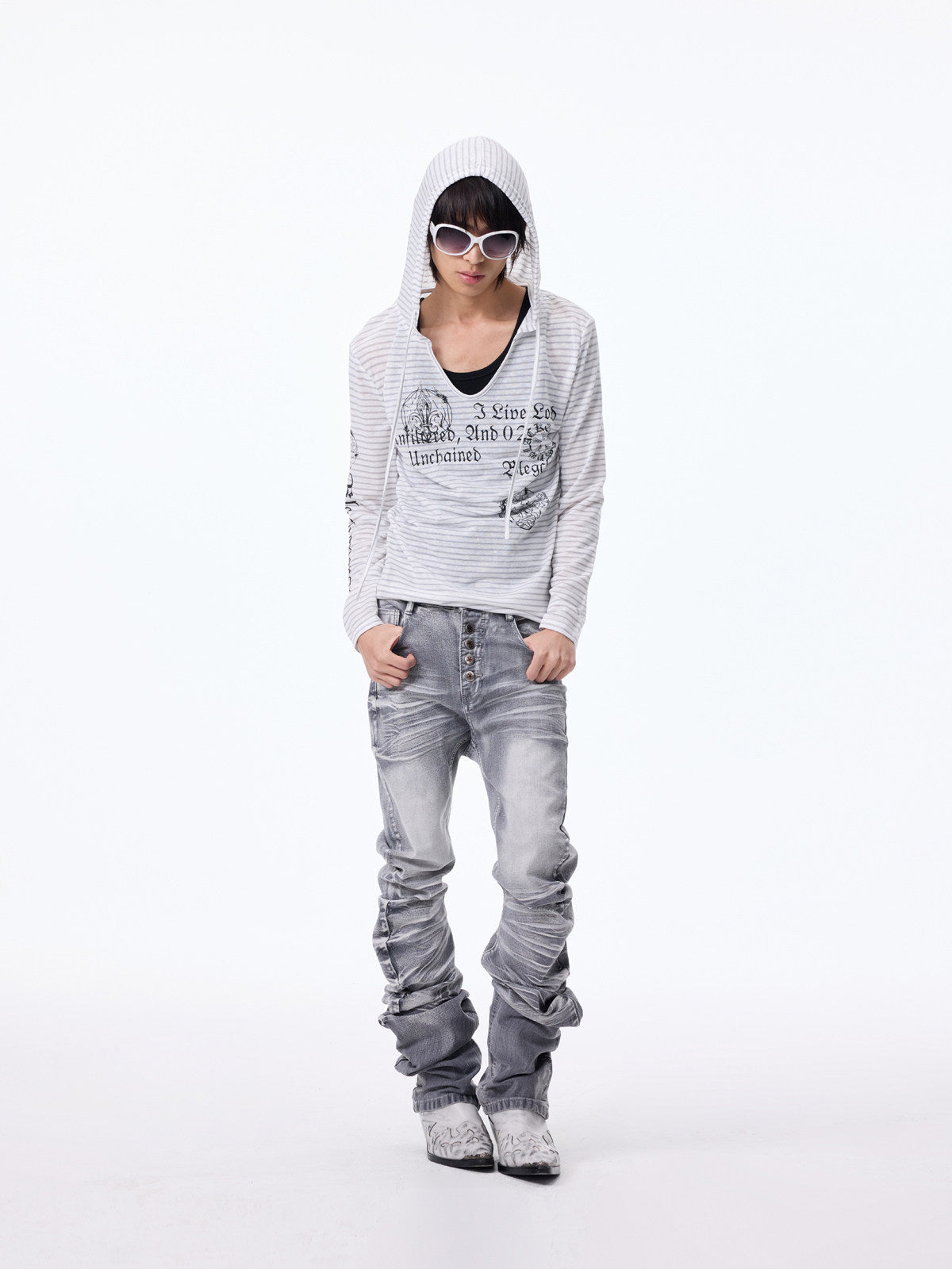 Whisker Washed Curved-Cut Skinny Denim Jeans WN27328