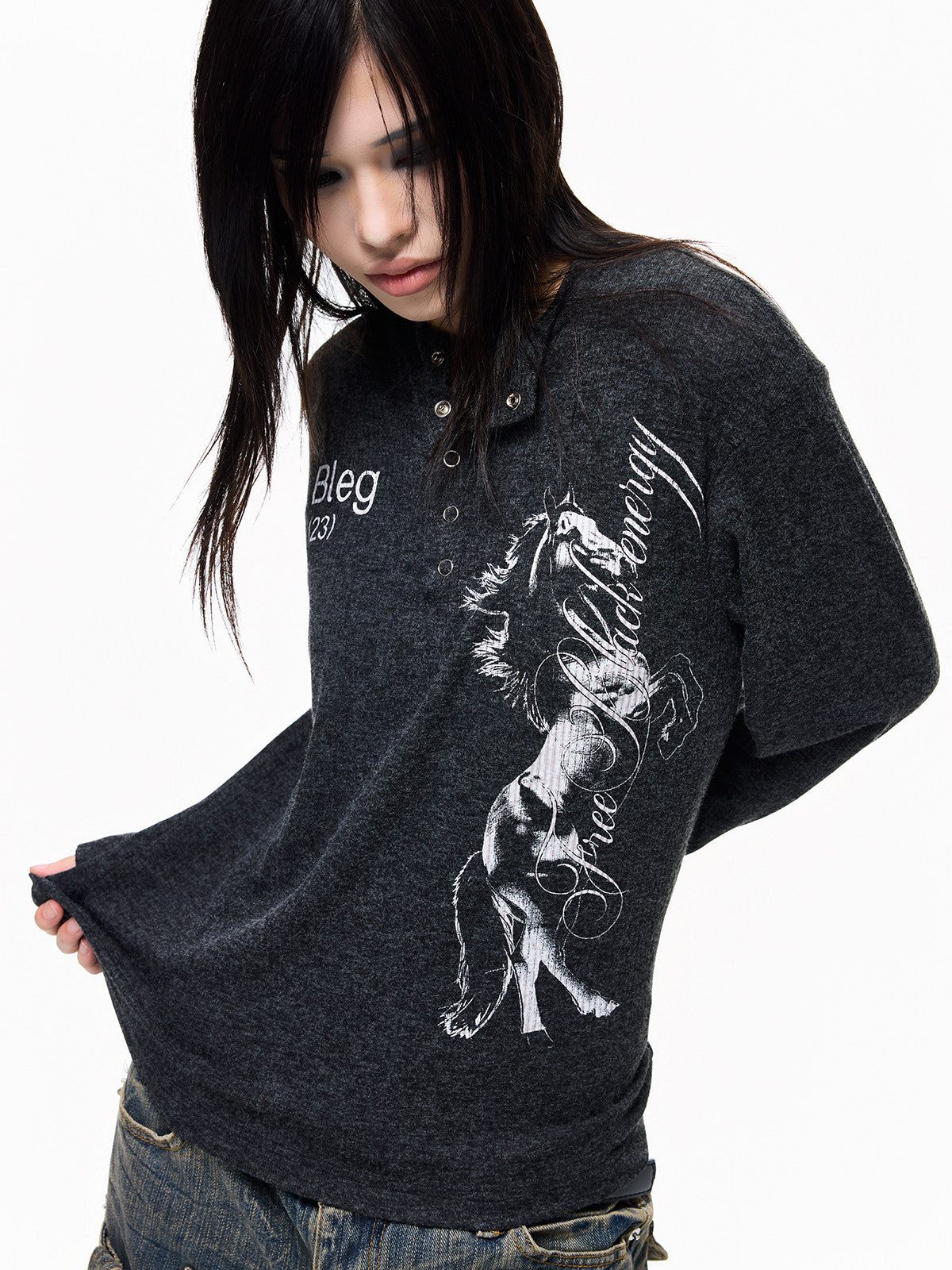 Henley Neck Horse Print Regular Shoulder Long Sleeve T-Shirt WN27329