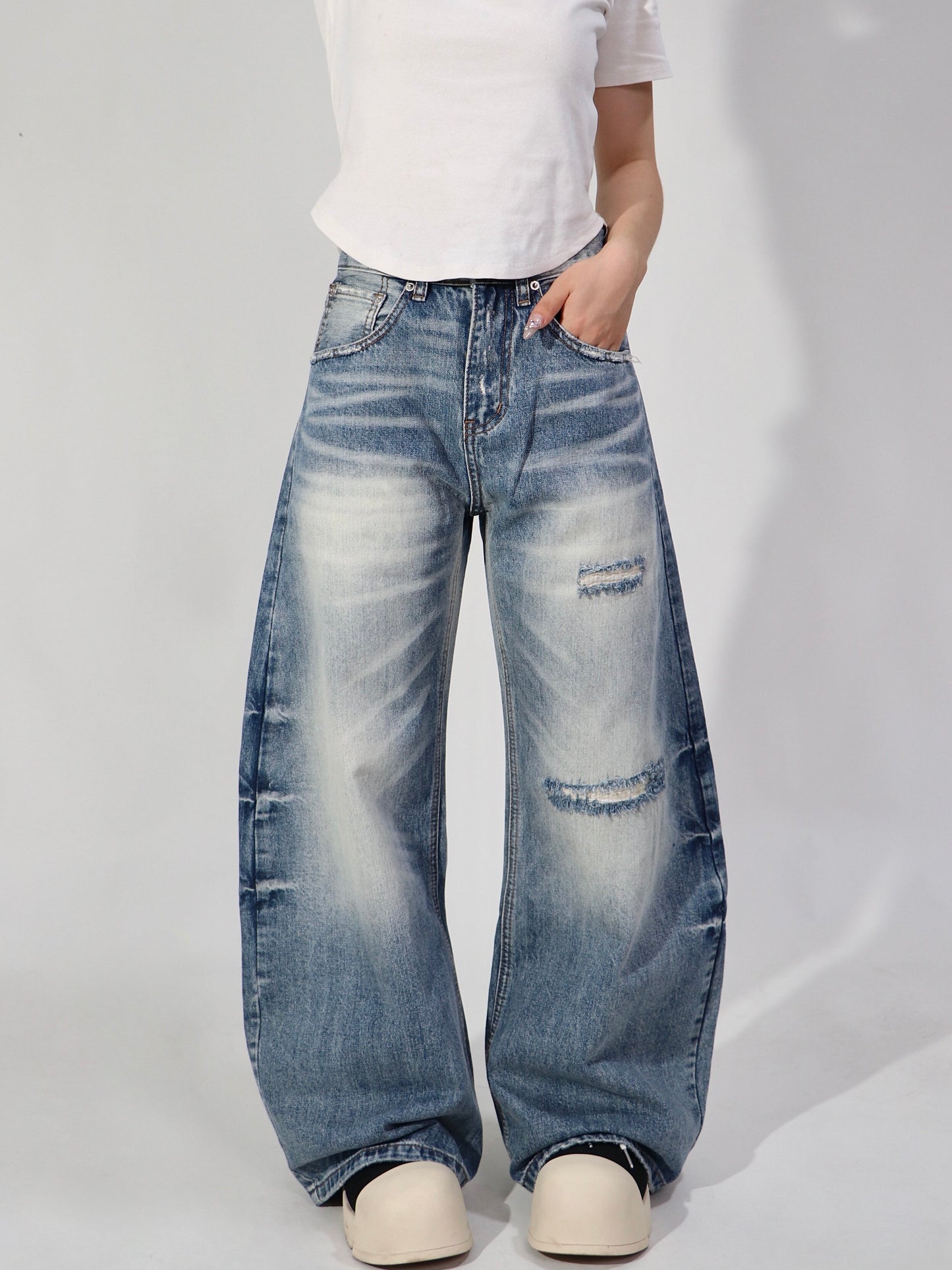 Whisker Washed Gradient Curved Wide Leg Denim Jeans WN24109