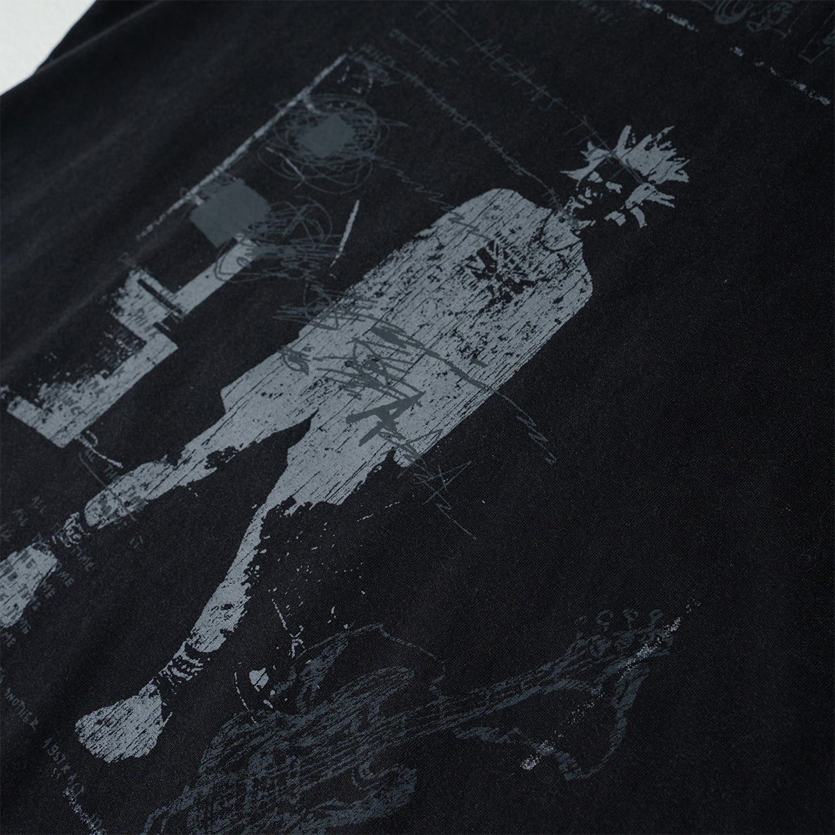 Graphic Print Wash Damage Round Neck Short Sleeve T-Shirt WN25663