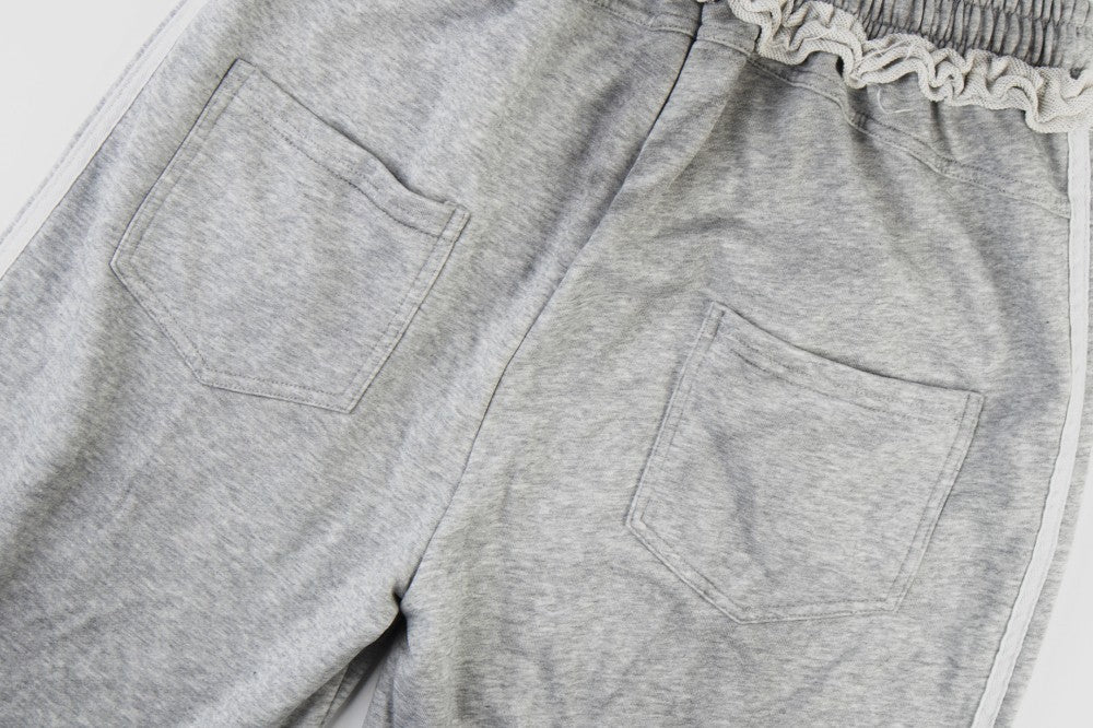 Gothic Letter Print Frayed Waist Wide Leg Sweatpants WN27838