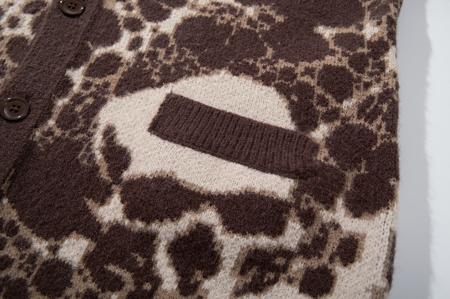 Skull Graphic Dark Knit Sweater WN23040