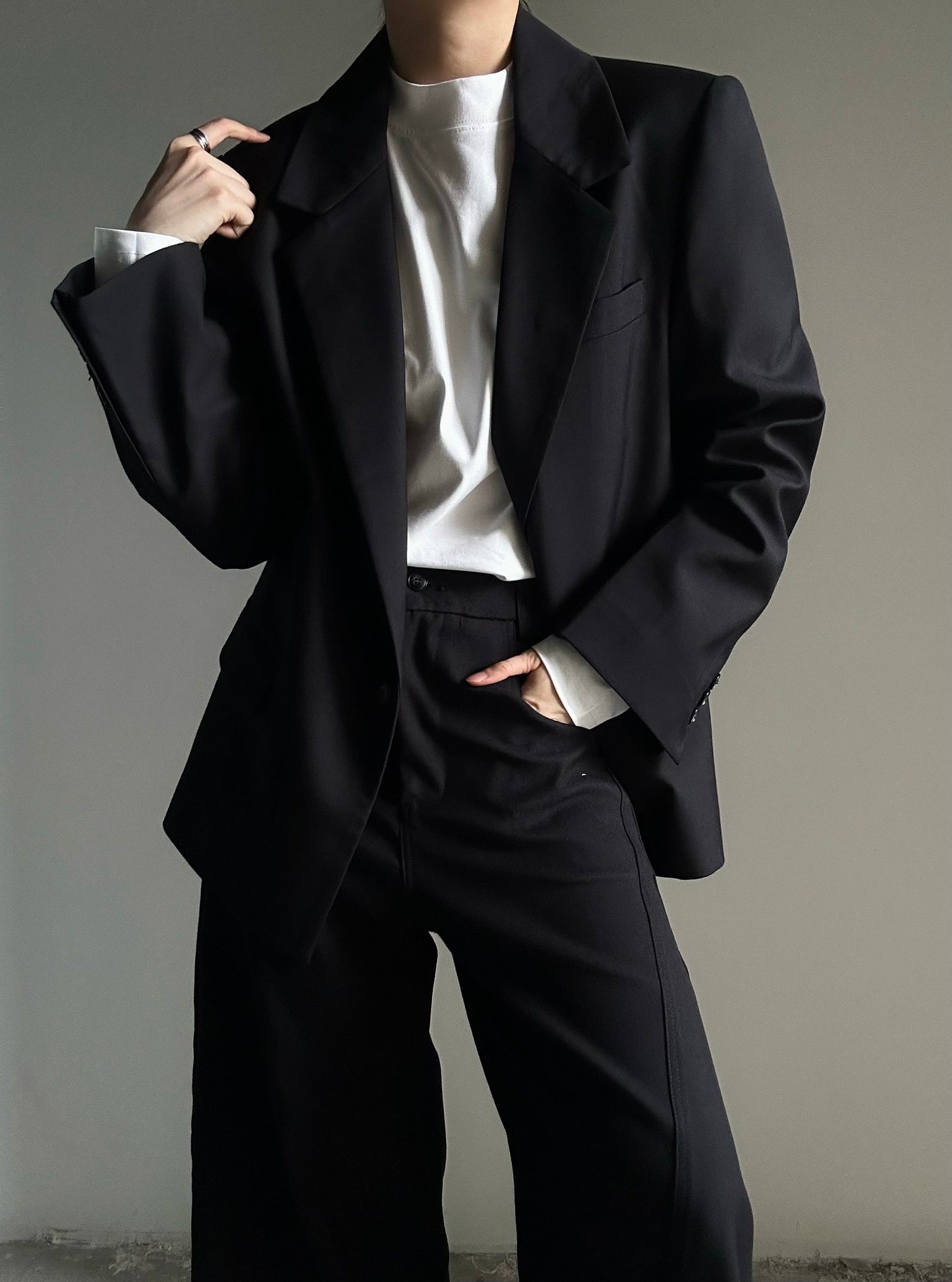 Structured Shoulder High-Neck Long Sleeve T-Shirt WN23128