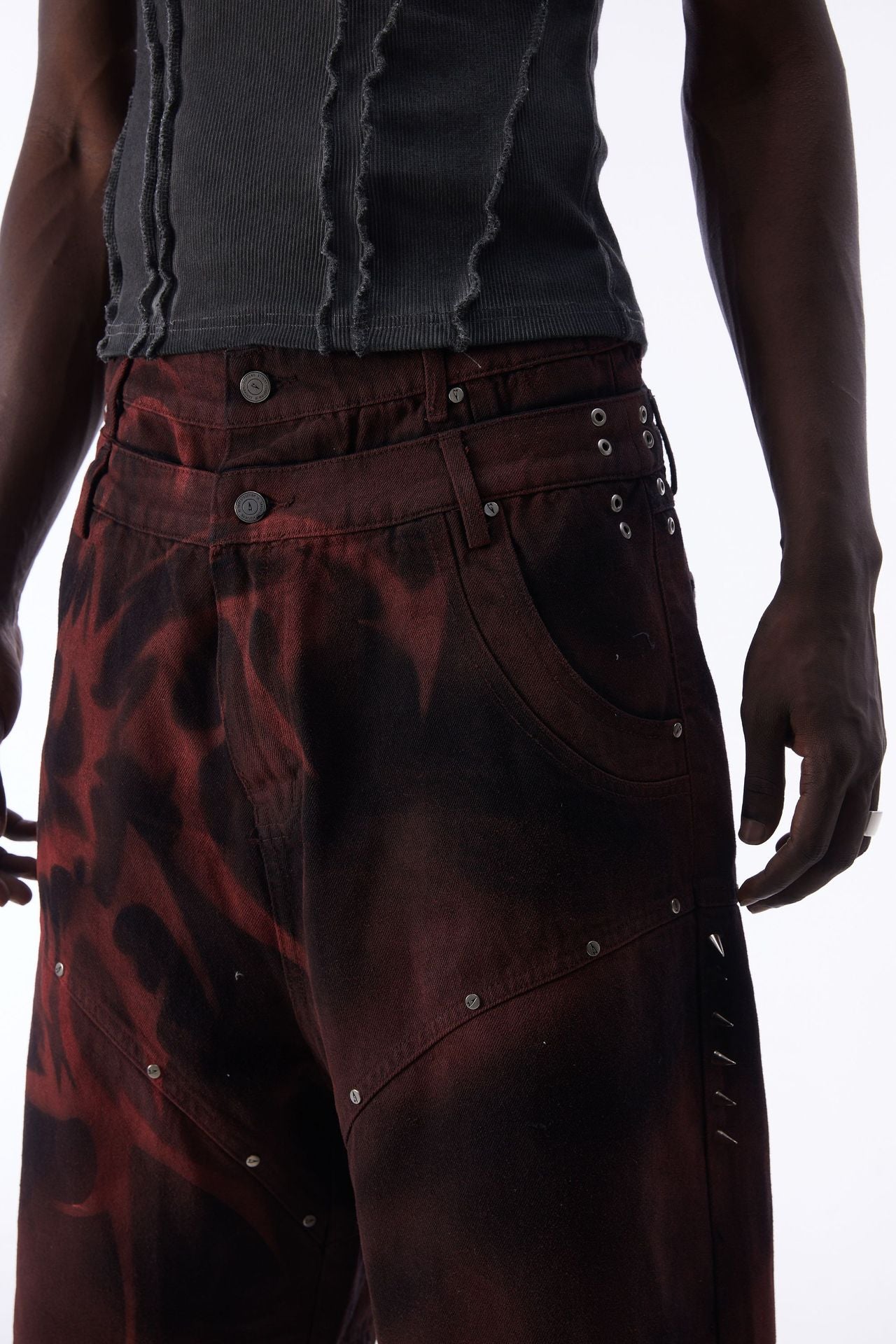 Washed Graffiti Dirty-Dye Denim Half Pants WN25741