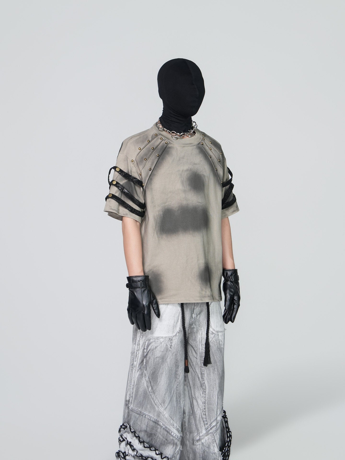 Washed Damage Studs Detail Strap Short Sleeve T-Shirt WN24315