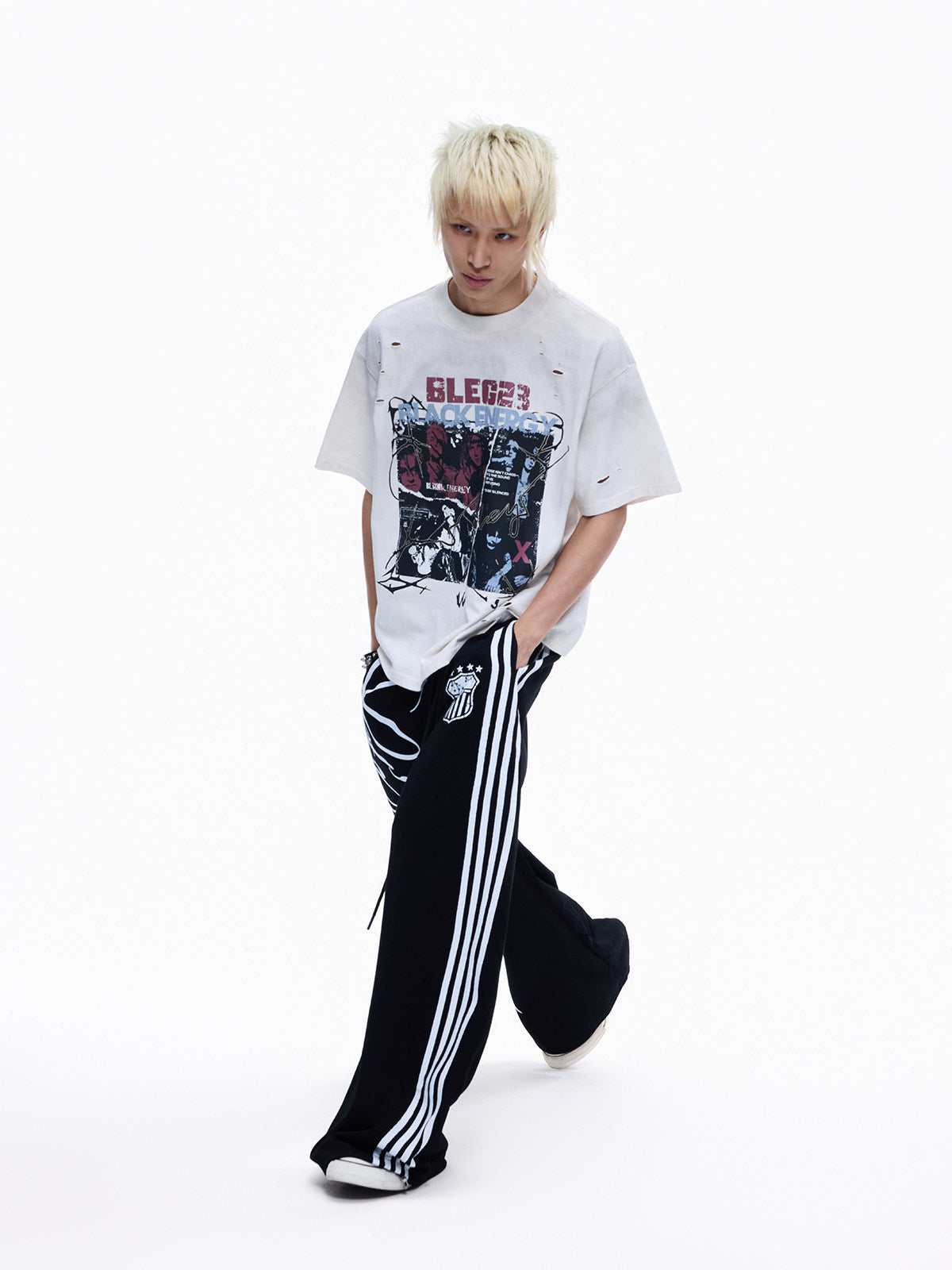 Ripped Wash Band Print Oversize Short Sleeve T-Shirt WN27360
