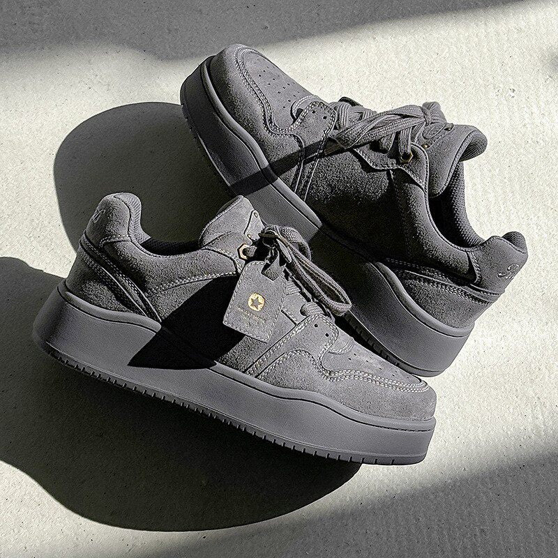 Beaded Lace Platform Sneakers WN24514