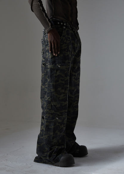 Camouflage Cargo Pocket Wide Leg Denim Jeans WN28009