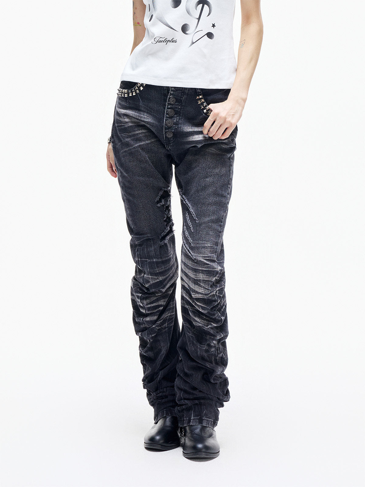 Stud Button Whisker Damage Denim Jeans WN27351