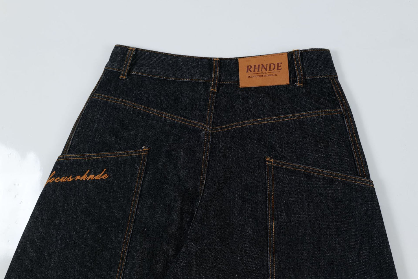 Patchwork Washed Straight-Leg Denim Jeans WN11327