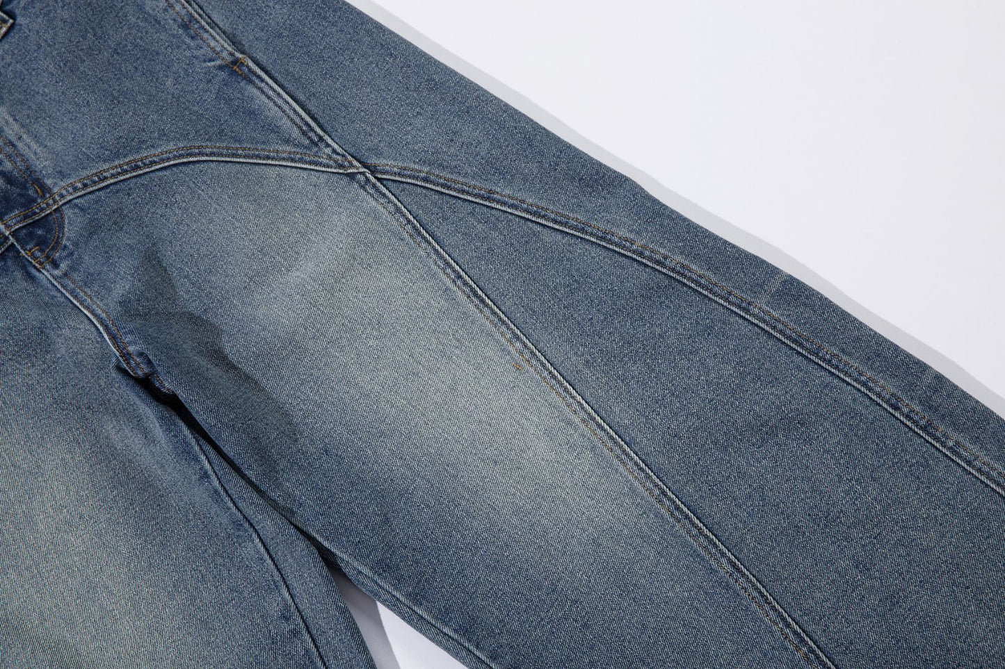 Washed Split-Design Denim Jeans WN13119