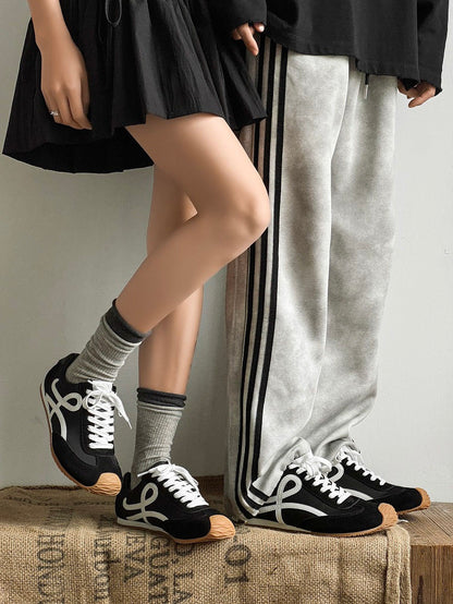 Suede Panel Lace Up Sneakers WN24511