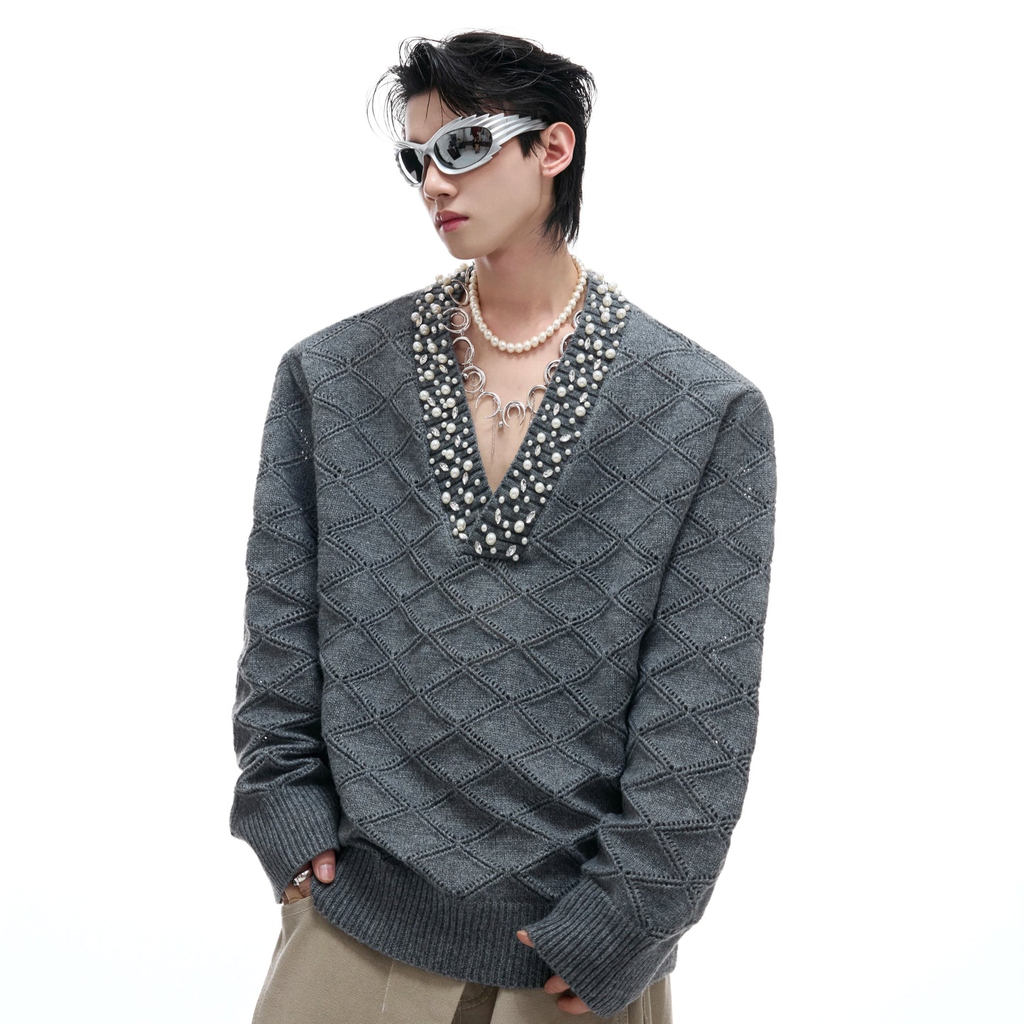 Diamond Decor Argyle V-Neck Knit Sweater WN21219