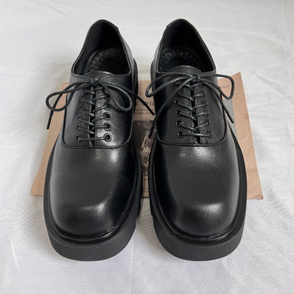 Lace Up Thick Sole Classic Round Toe Shoes WN24569