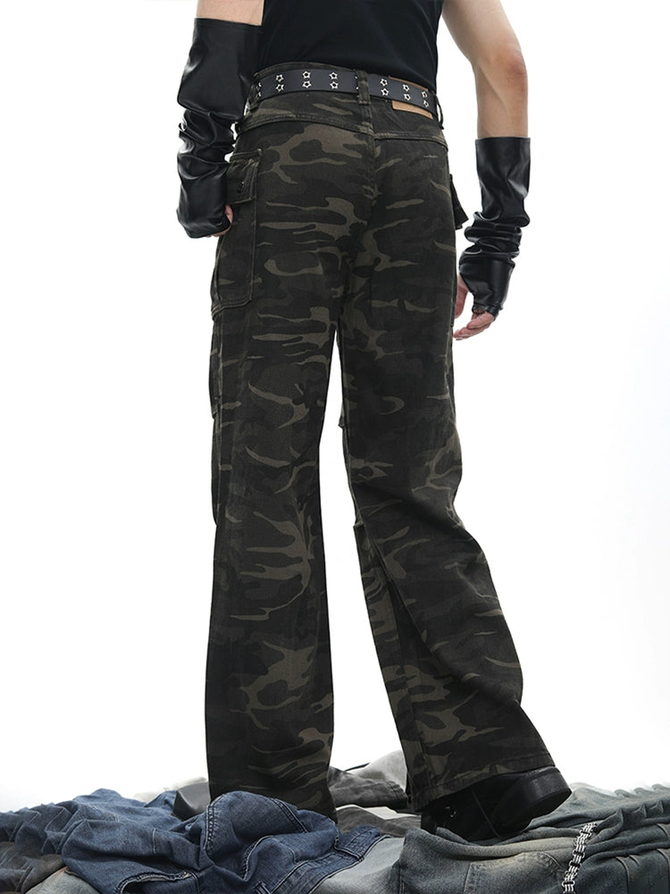 Straight Leg Camouflage Multi-Pocket Cargo Denim Jeans WN18647