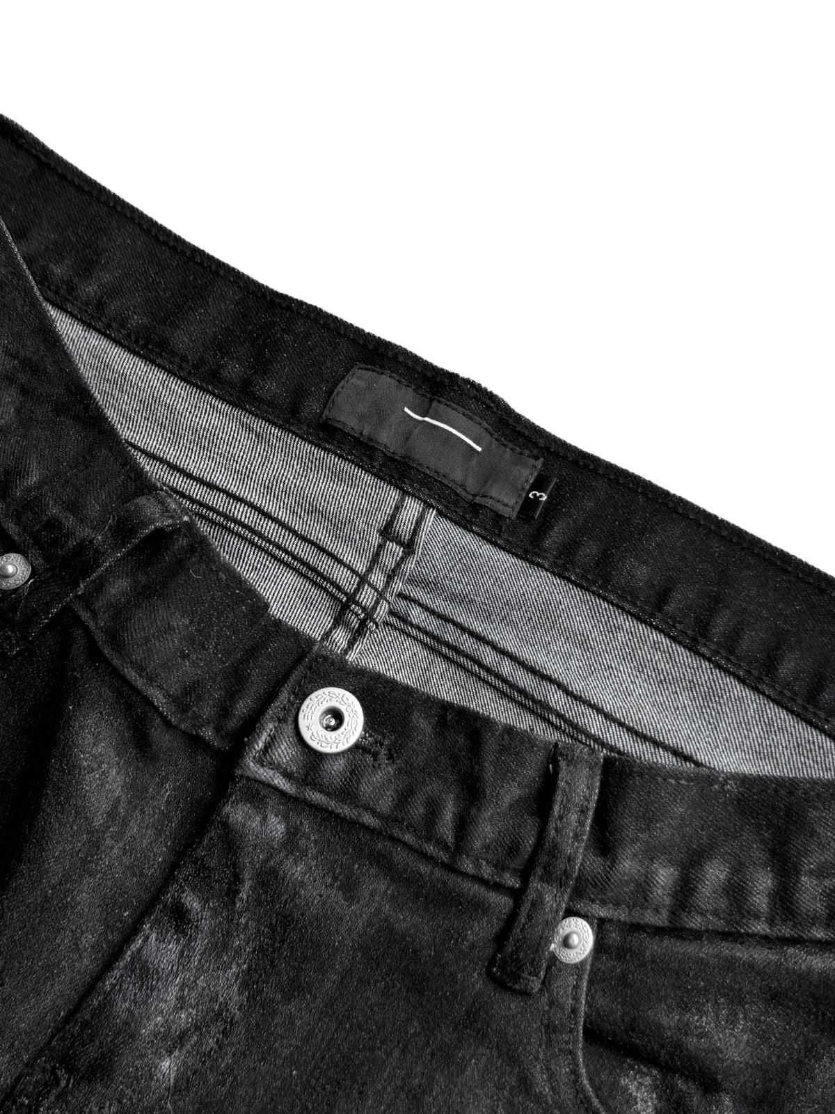 Foil Finish Whisker Pleats Low-Rise Denim Jeans WN27078