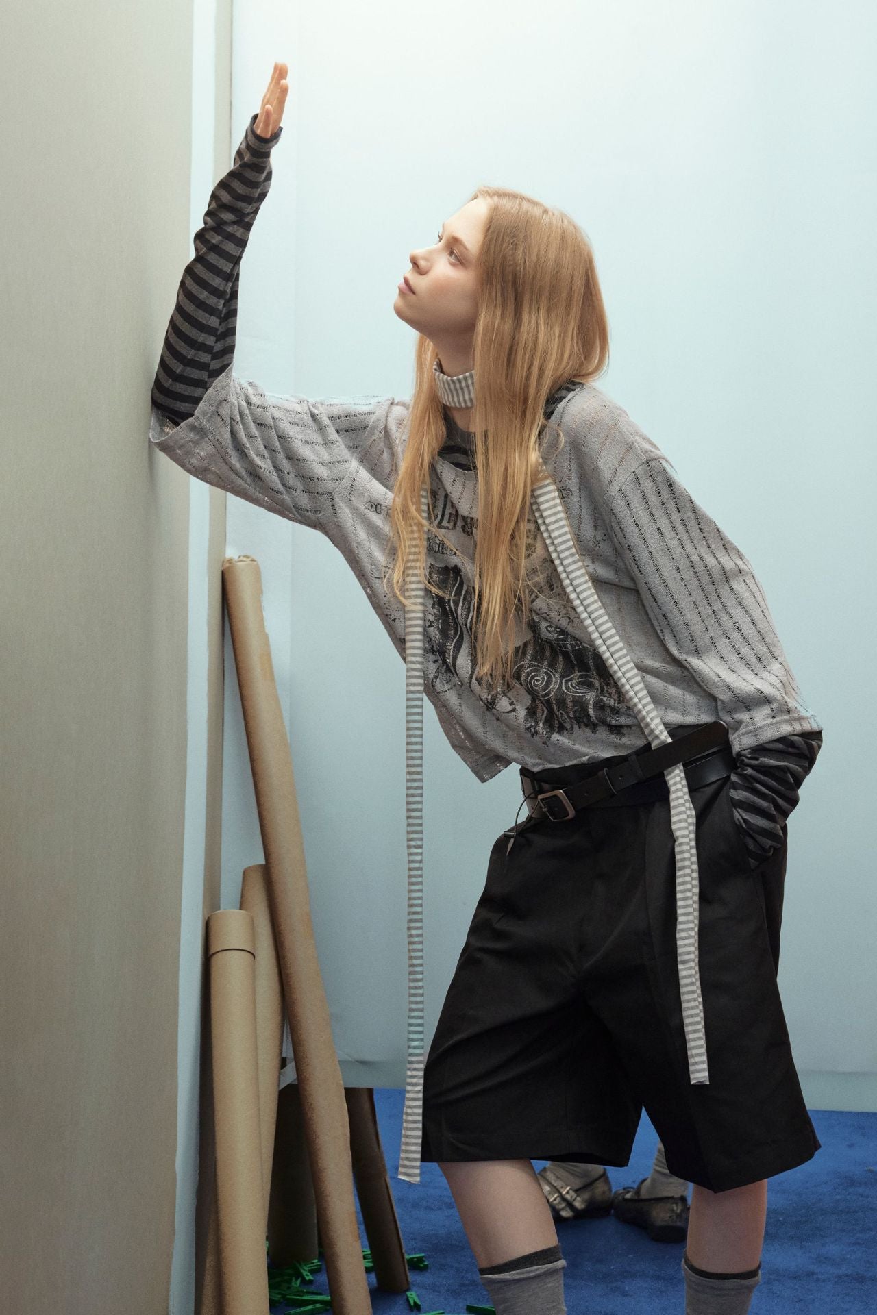 Stripe Fake Layered Graphic Long Sleeve T-Shirt WN25494