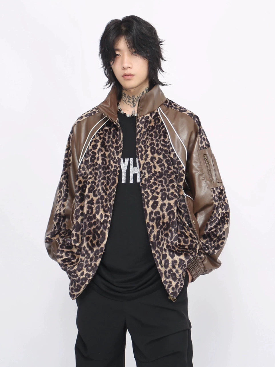 Stand Neck Leopard Print PU Leather Mix Jacket WN8371