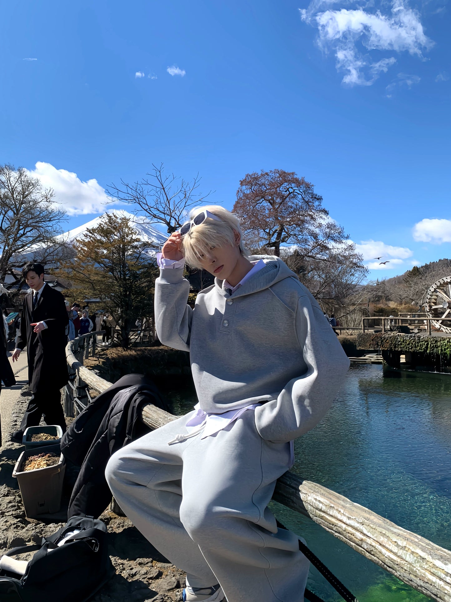 Plain Patchwork Oversize Hoodie & Tie WN19744