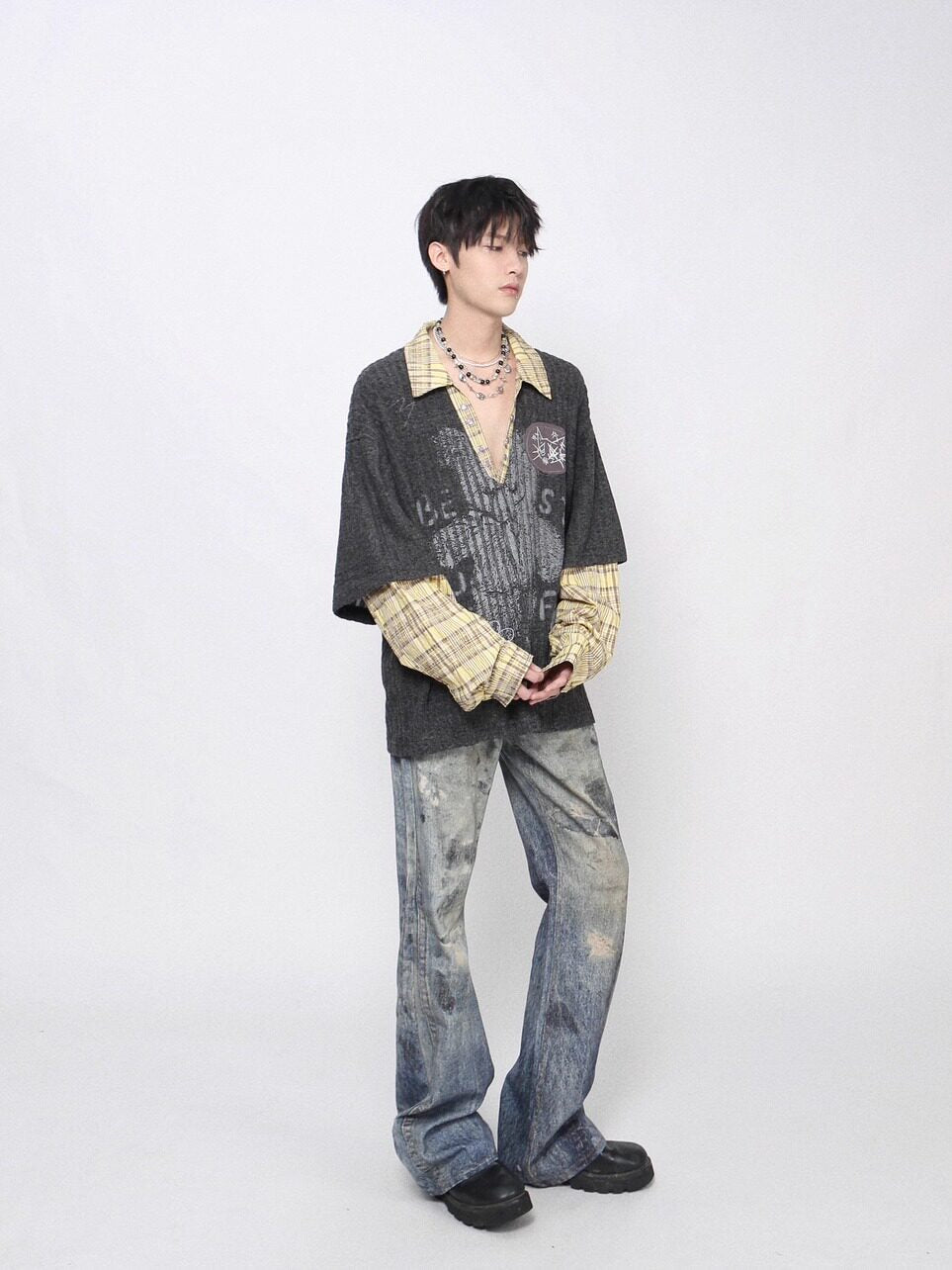 Fake Layered Plaid Sleeve Graphic Print Long Sleeve T-Shirt WN24484