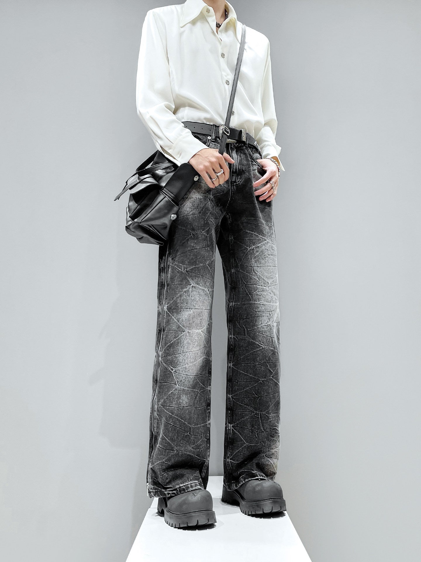 Lightning Crack Wash Zipper Straight Denim Jeans WN23884