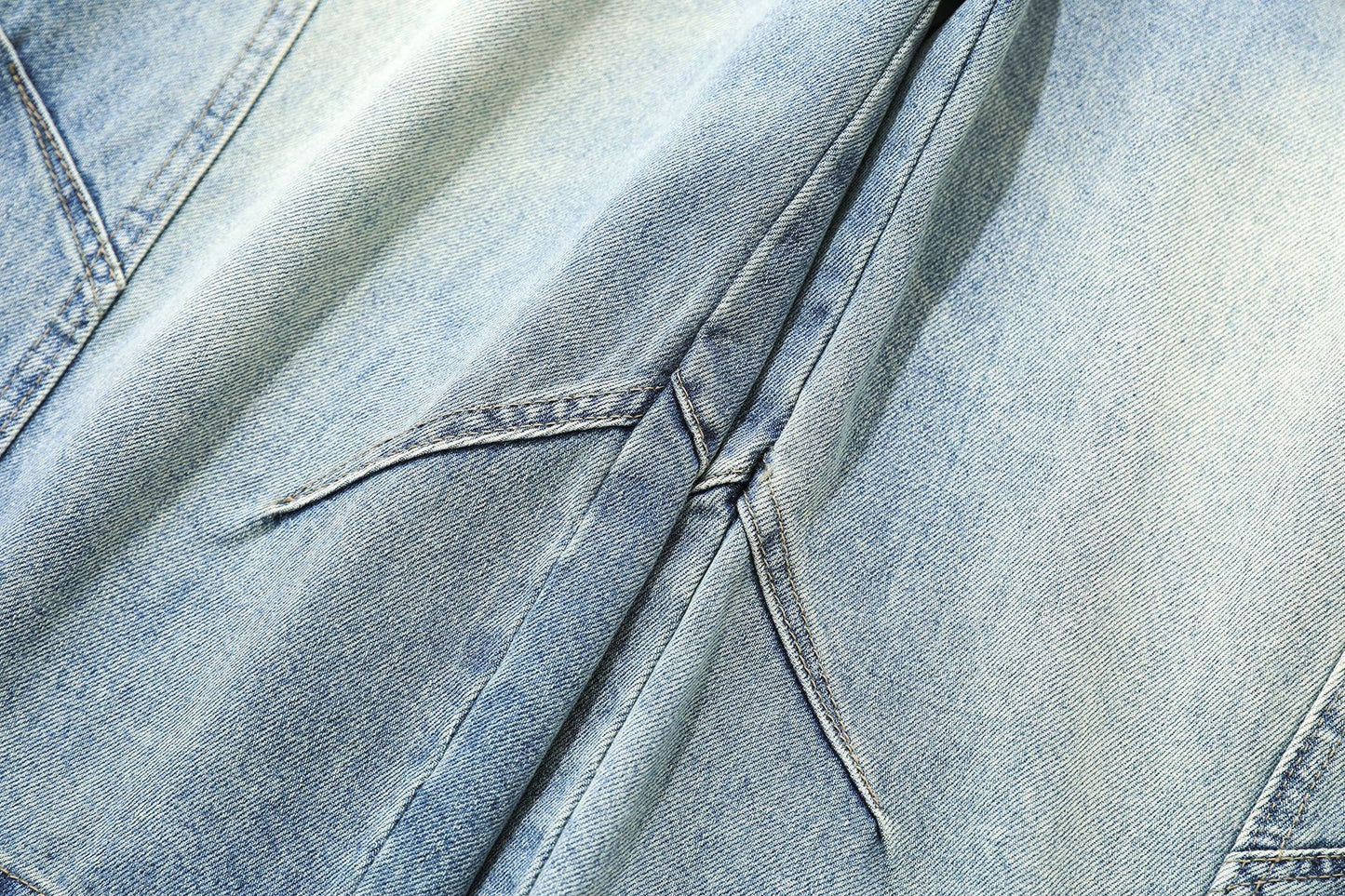 Washed Curved Denim Half Jeans WN25980