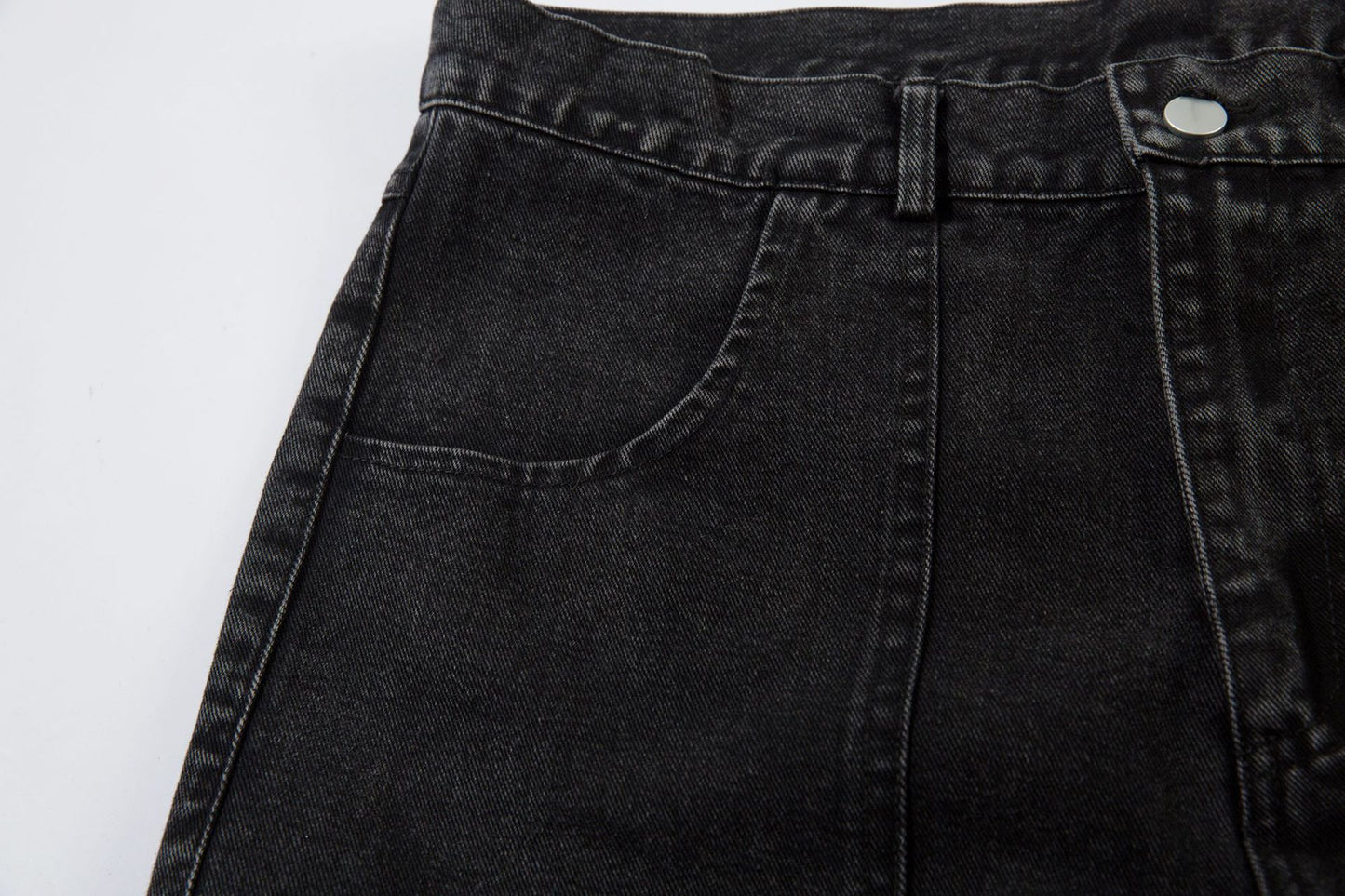 Washed Eyelet Cargo Denim Jeans WN25447