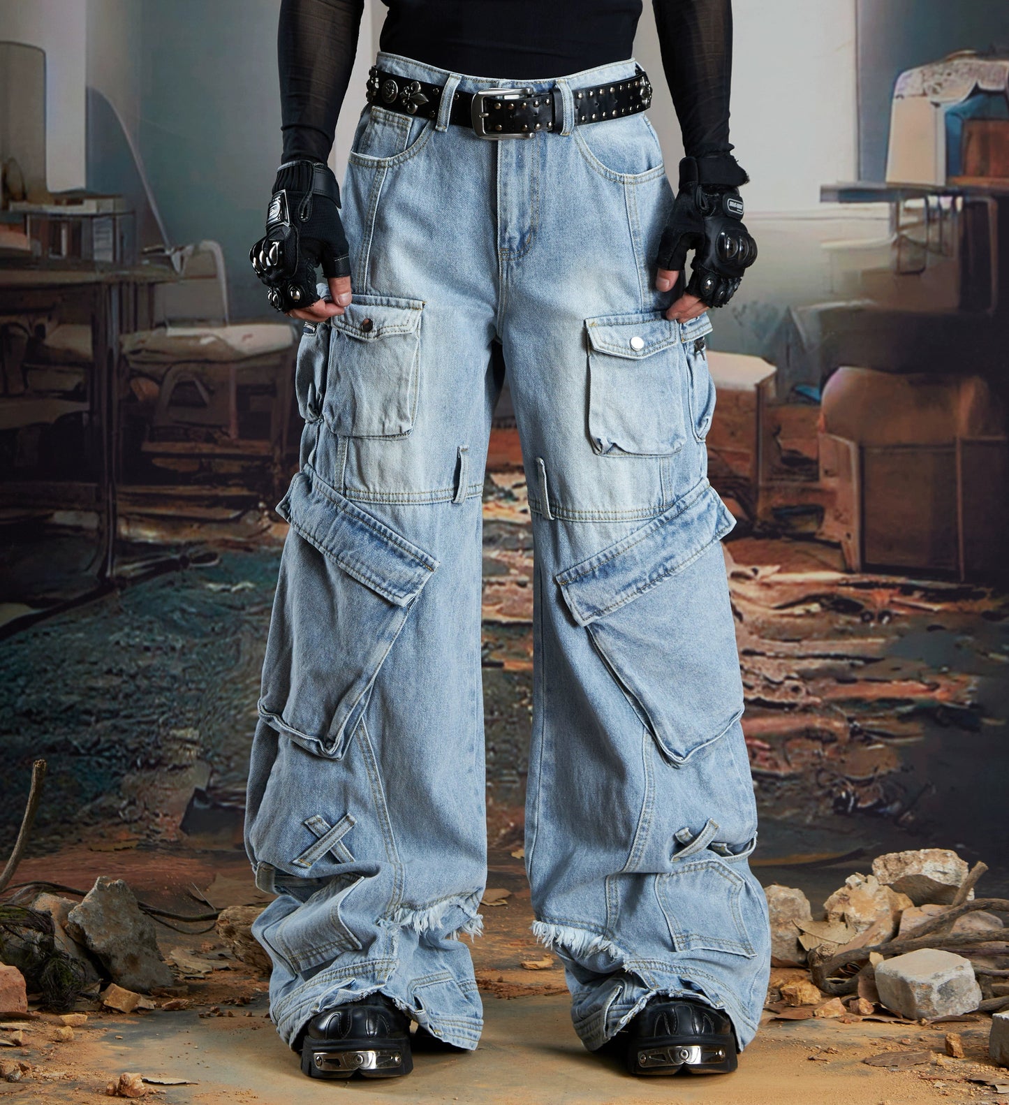 Deconstruction Multi-Pocket Washed Wide Leg Cargo Denim Jeans WN21333