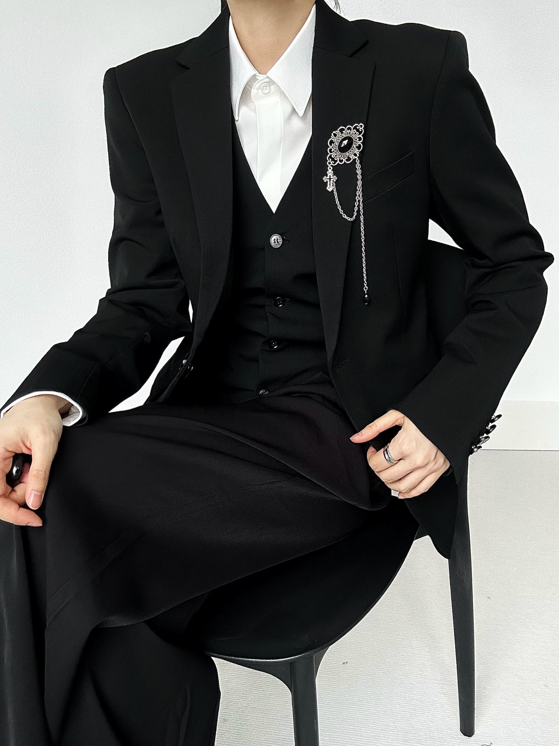 Chest Flower Brooch WN19615