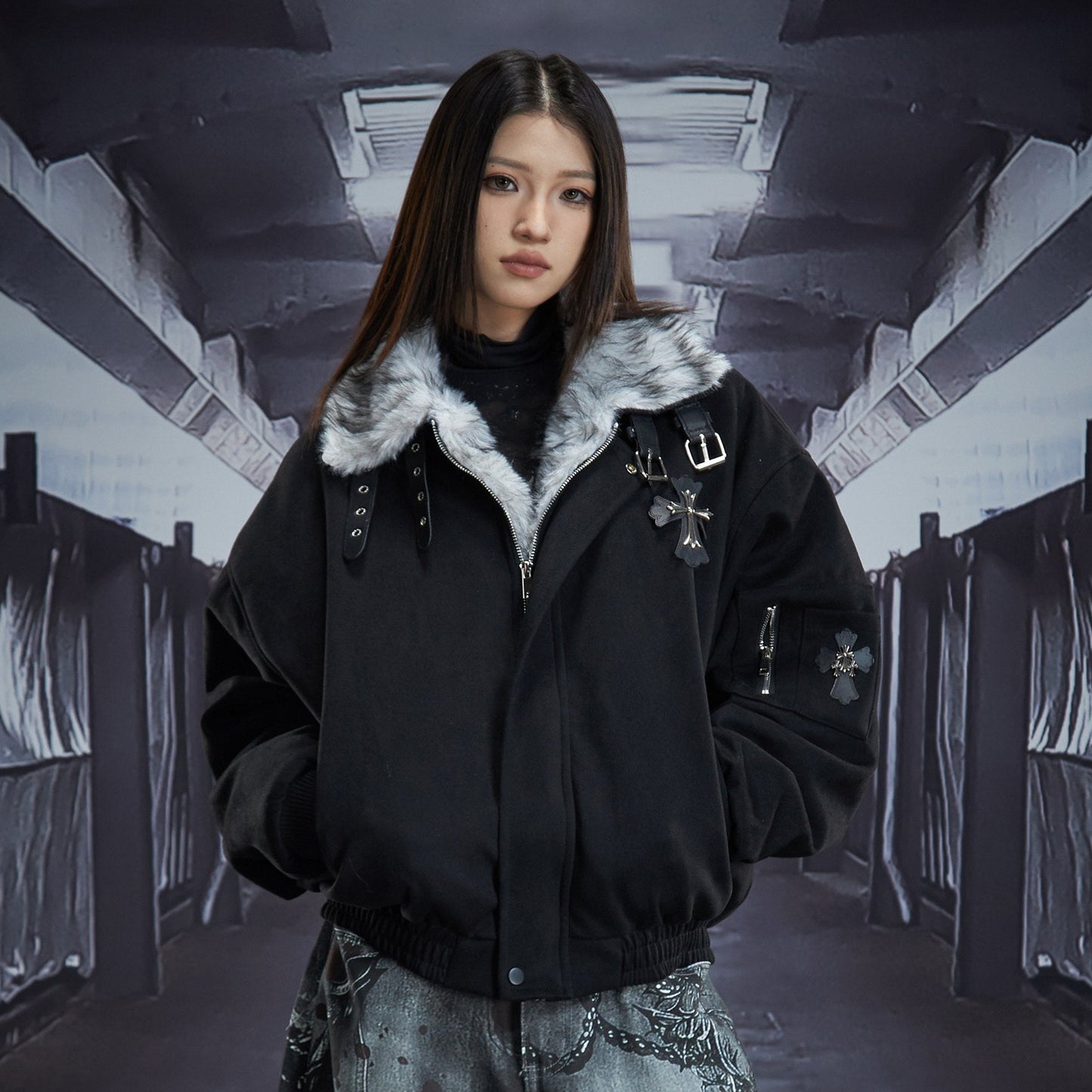 Stand Neck Belted Short Padded Jacket WN22821