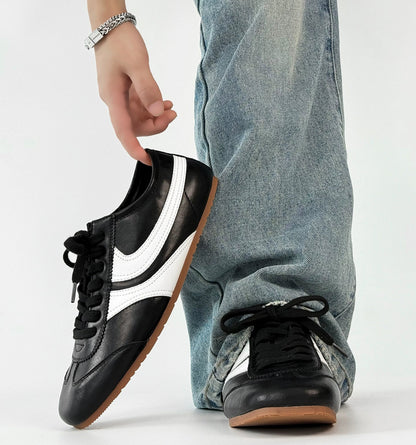 Flat Bottom Design Sneakers WN19140