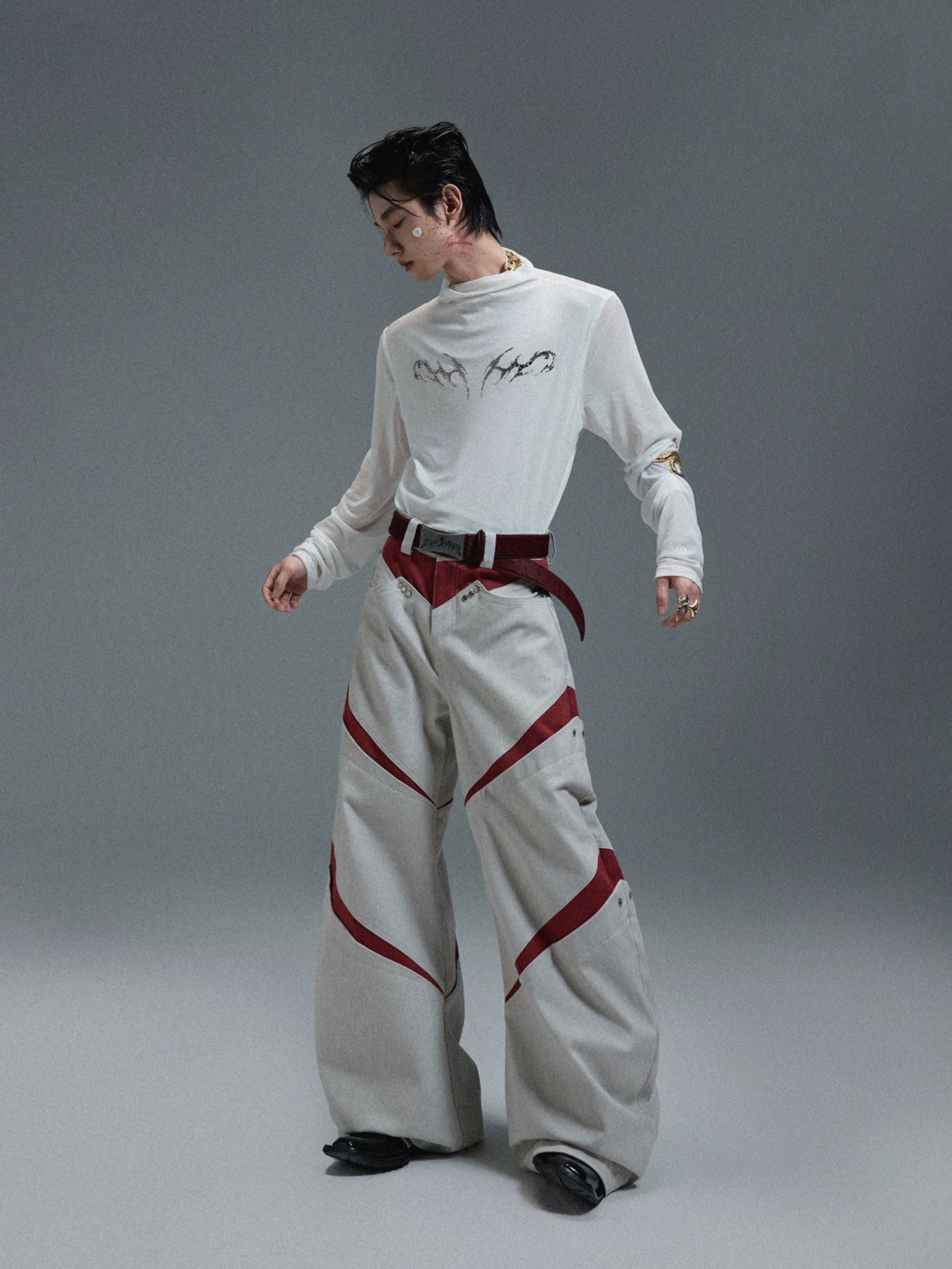 Mesh Cool-Touch Slim Metal Print Short Sleeve T-Shirt WN18351