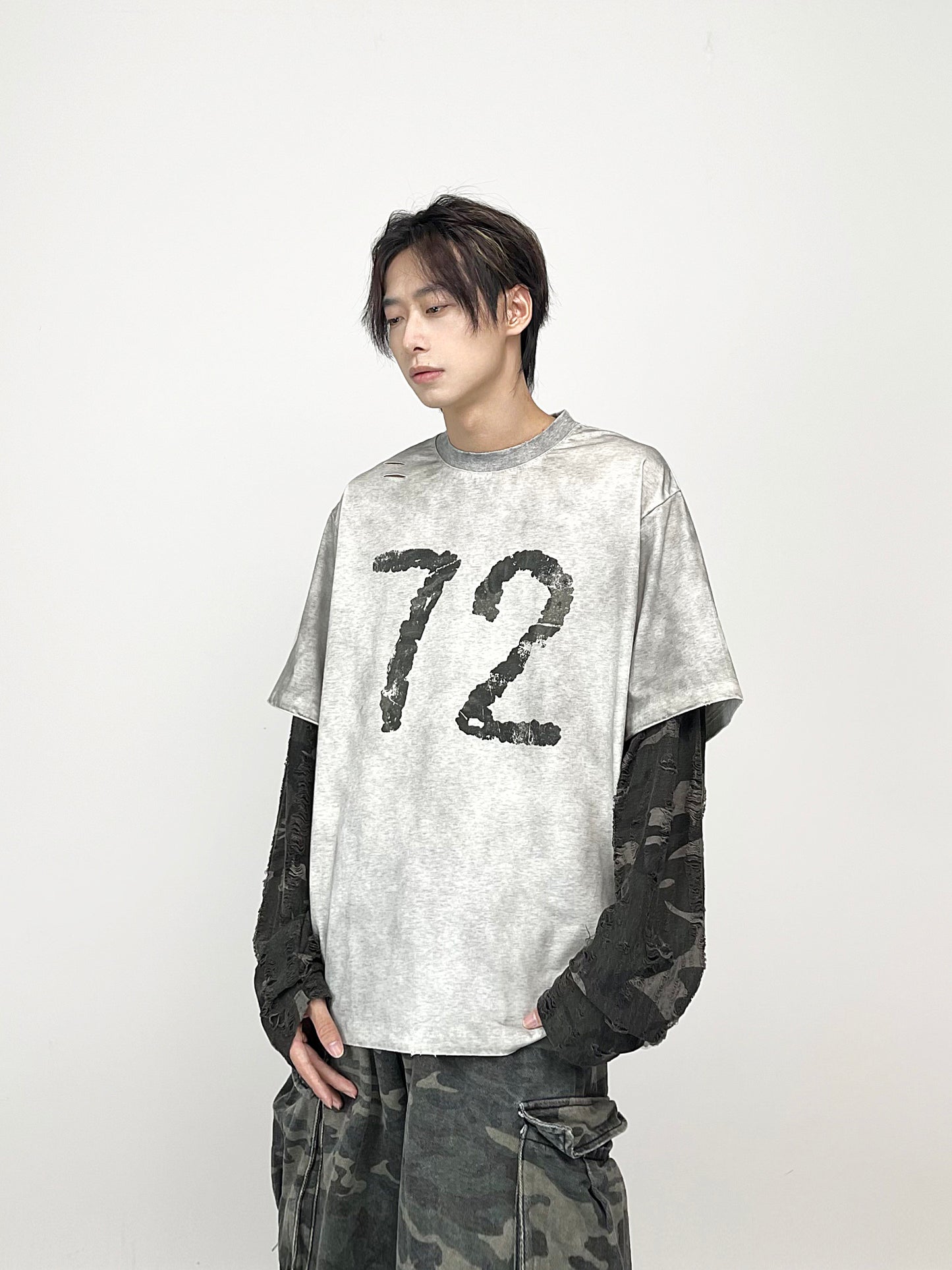 Fake Layered Number Print Damage Long Sleeve T-Shirt WN24286