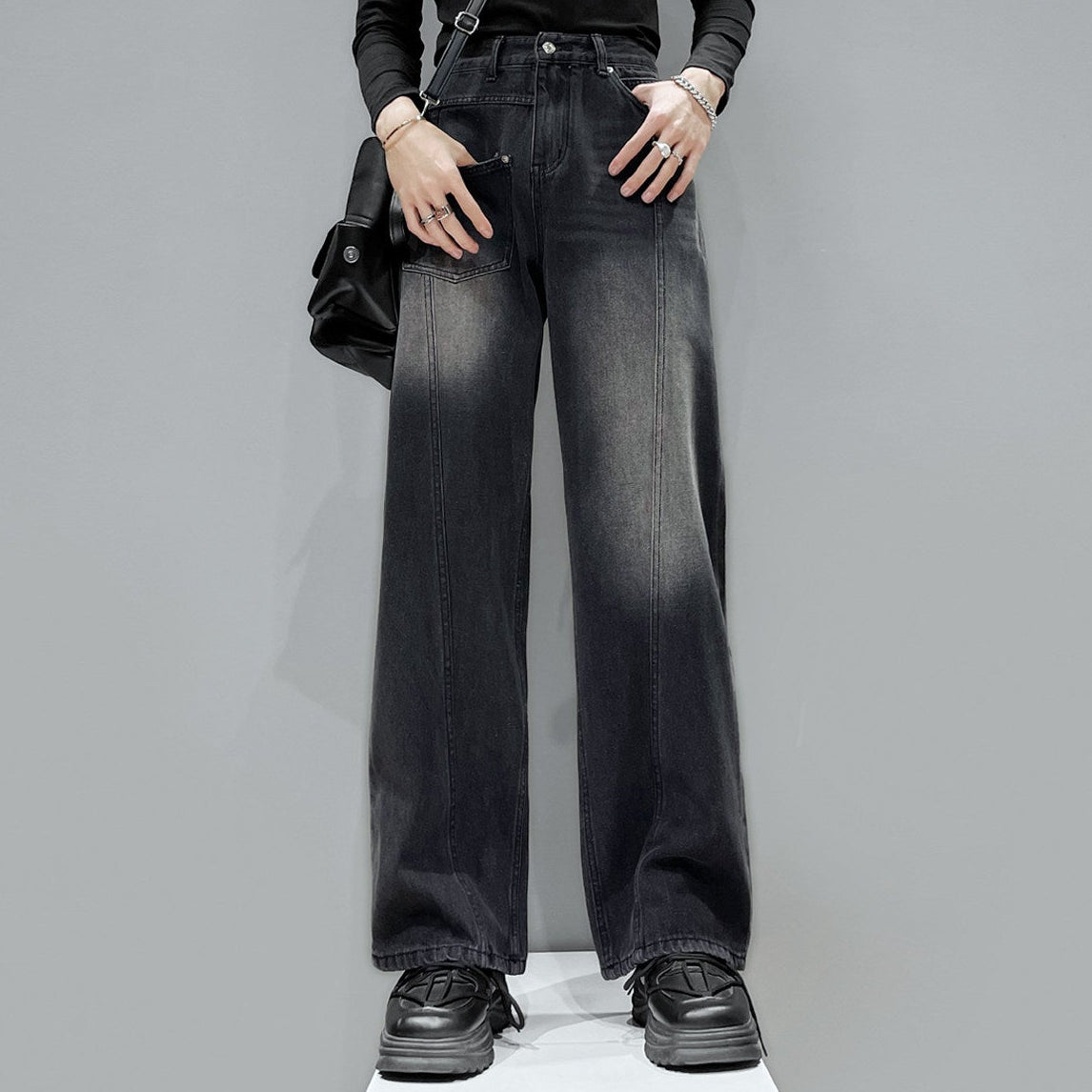 Pocket Patchwork Wide Leg Denim Jeans WN23913