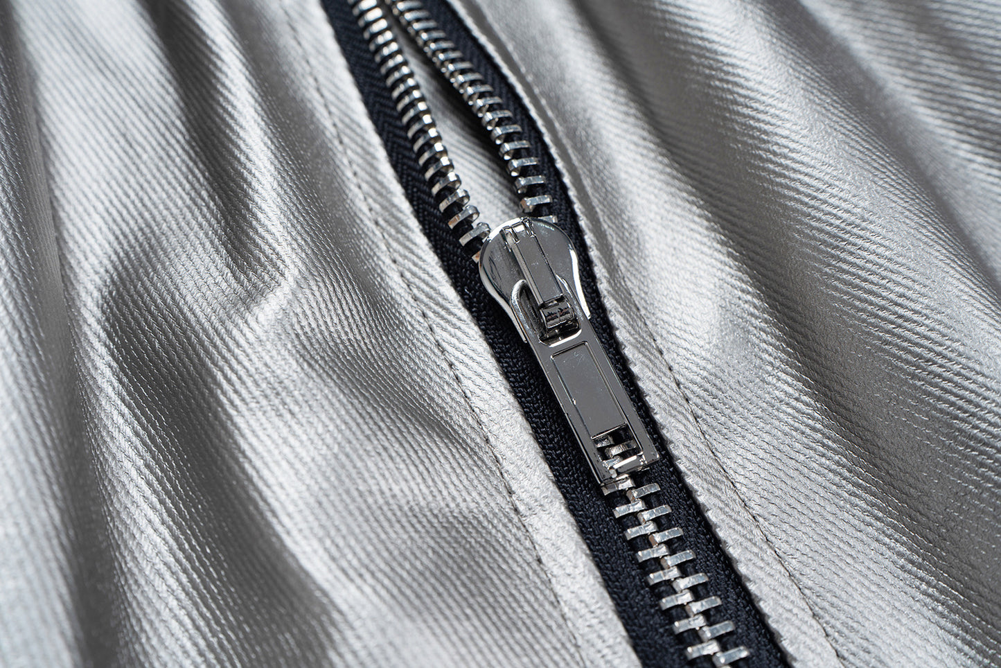 Matte Coated Cargo Half Pants WN16173