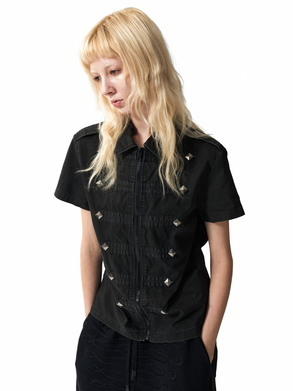 Metal Studs Zipper Short Sleeve Shirt WN27184