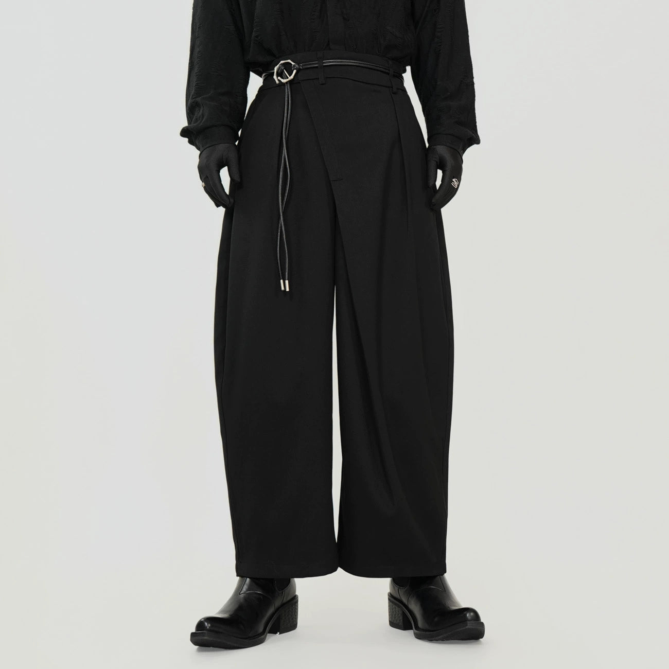 Asymmetrical Design Curved Wide Leg Trousers WN17415