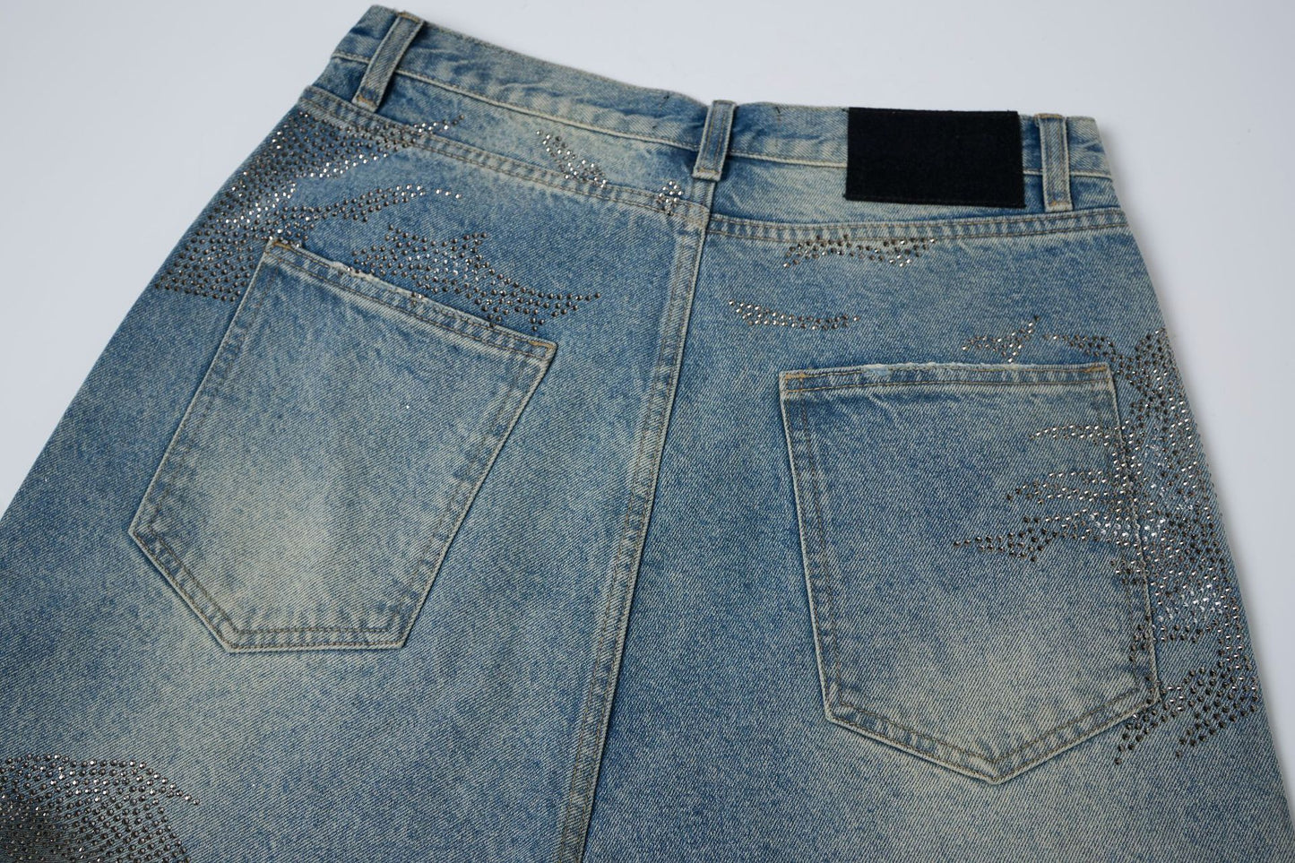 Rhinestone Camouflage Wash Denim Half Pants WN25558