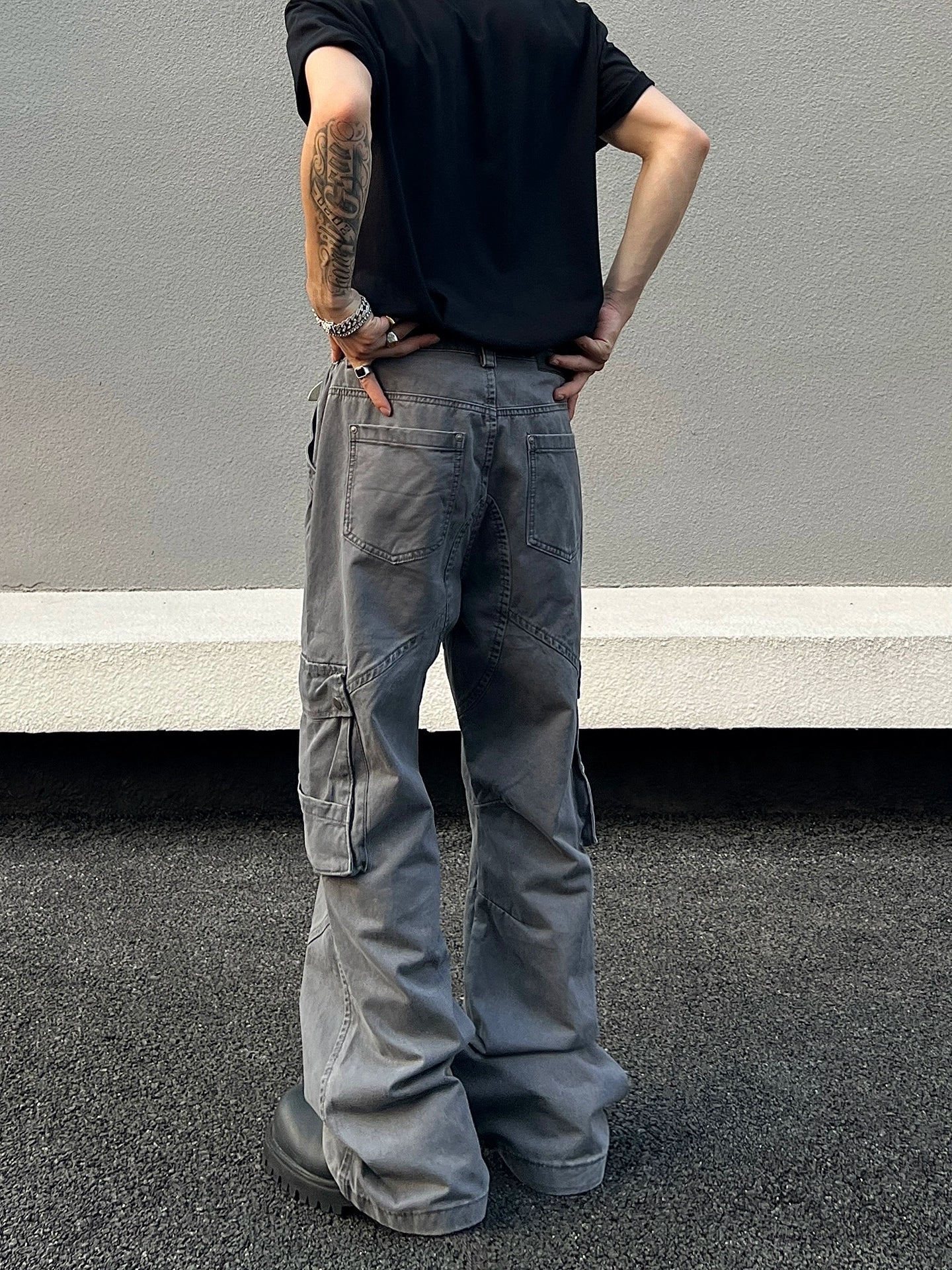 Multi Pocket Flare Cargo Pants WN21451