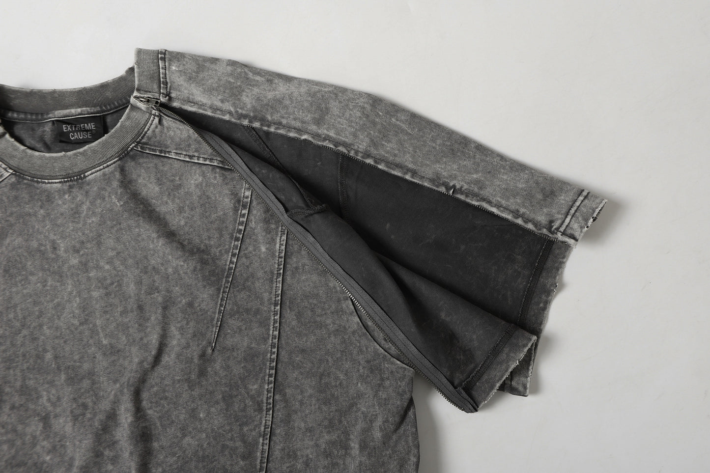 Washed Panel Design Zipper Detail Short Sleeve T-Shirt WN25377