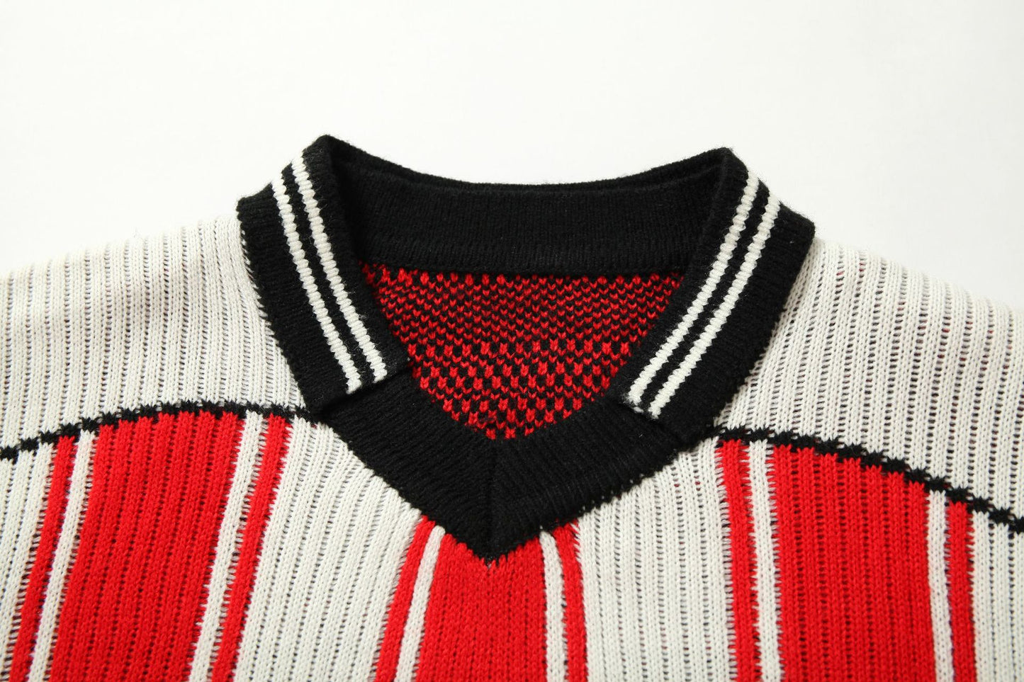 Number Stripe V-Neck Short Sleeve Knit T-shirt WN25630