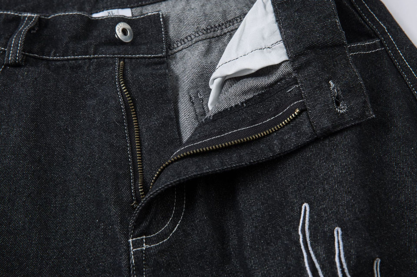 Graphic Embroidery Wide Leg Denim Jeans WN16200