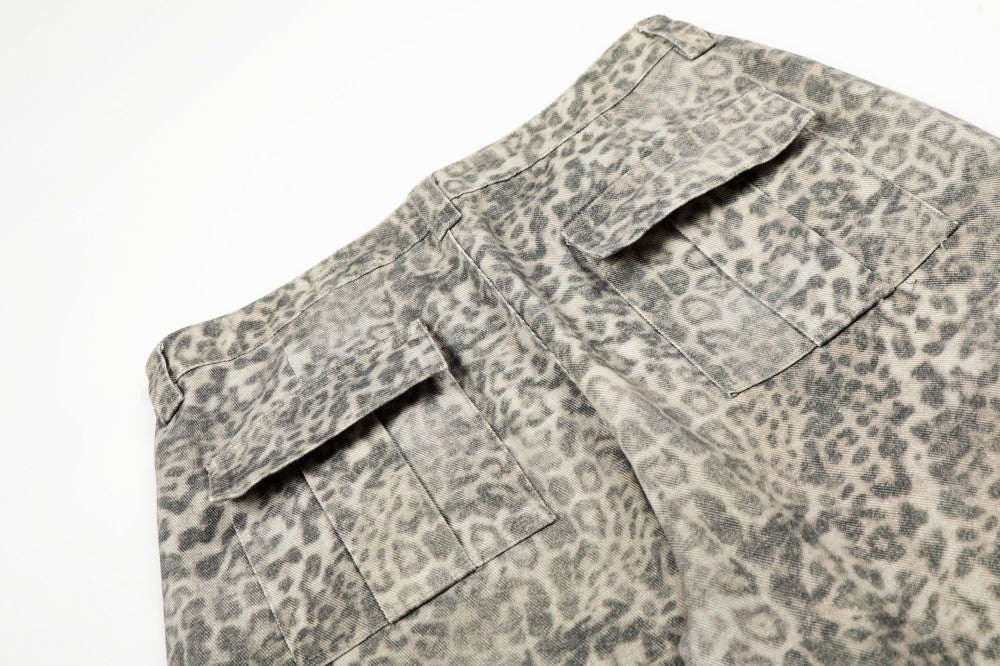 Leopard Print Washed Multi-Pocket Wide Leg Denim Jeans WN27926