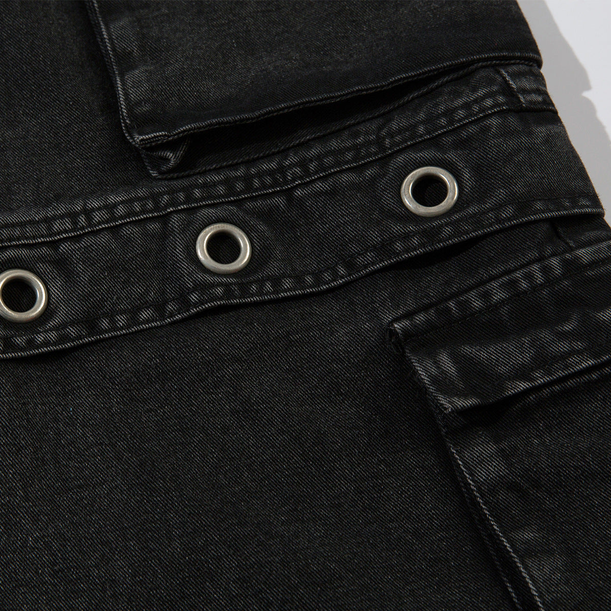 Washed Eyelet Cargo Denim Jeans WN25447