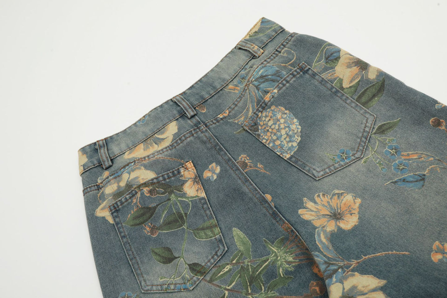 Froral Print Wide-Leg Straight Denim Jeans WN11110