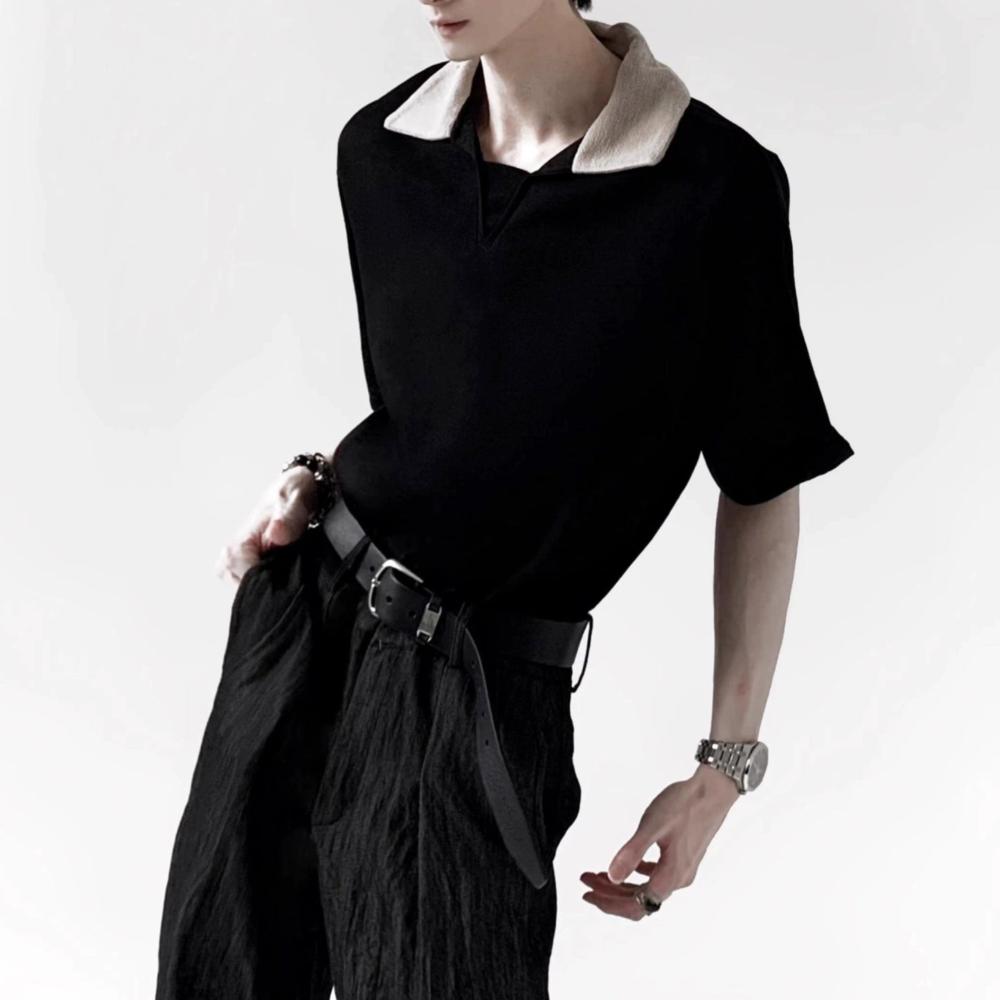 V-Neck Collar Short Sleeve Polo Shirt WN20345