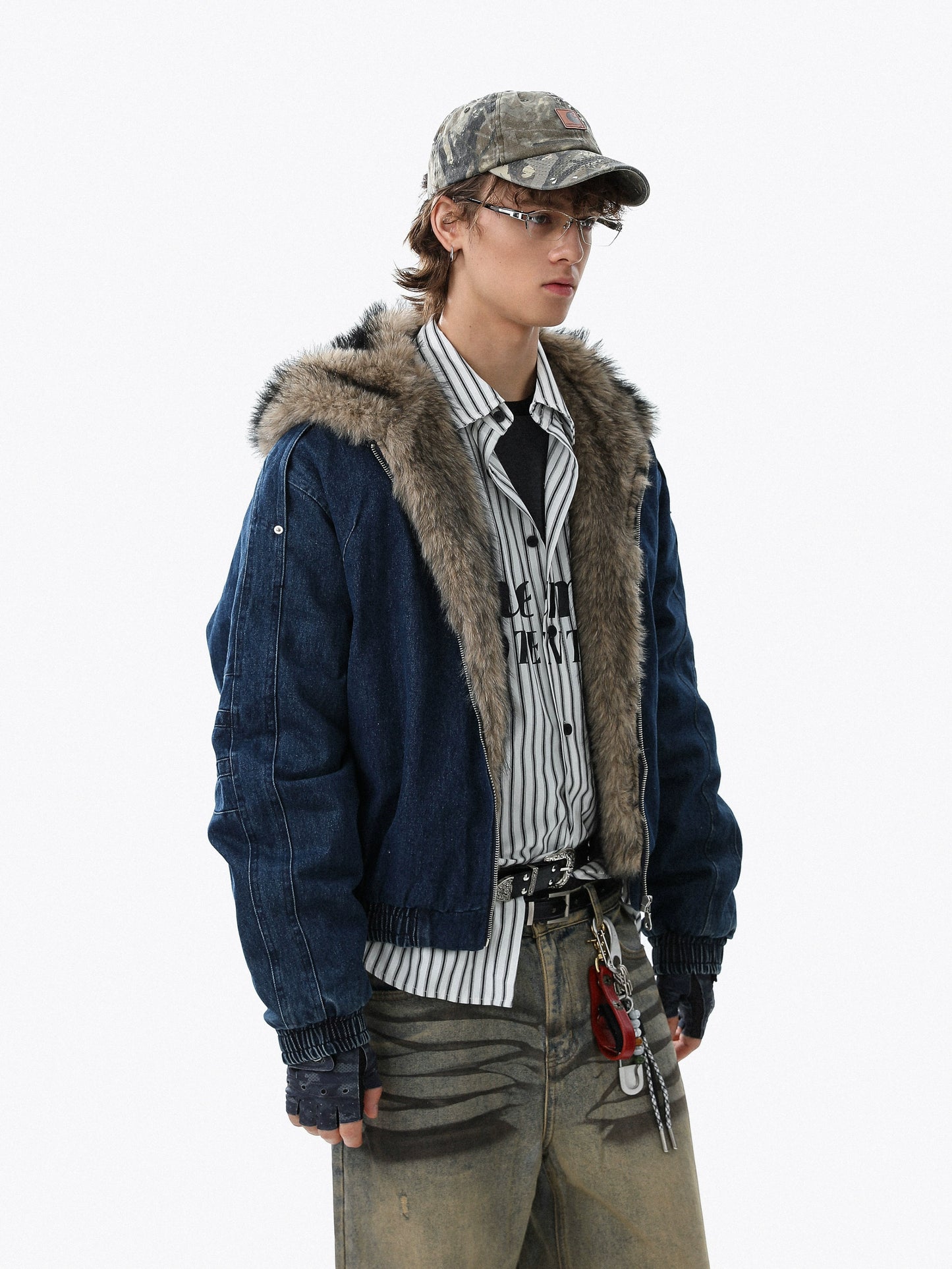 Fake Fur-Collar Deconstructed Thick Denim Jacket WN22110
