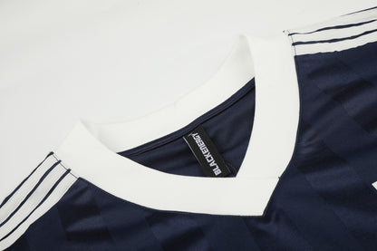 V-Neck Stripe Print Oversize Long Sleeve T-Shirt WN27944