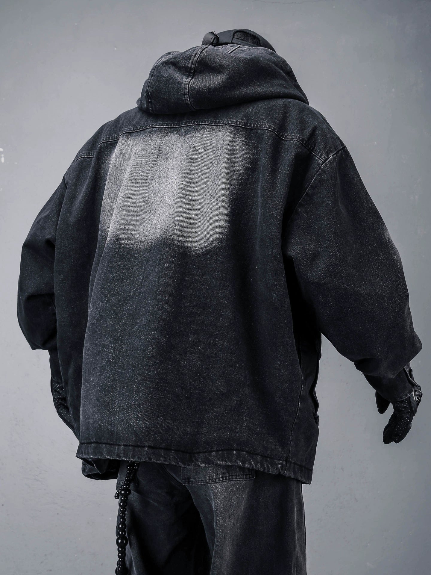 Heavy Wash Damage Hooded Denim Jacket WN22302